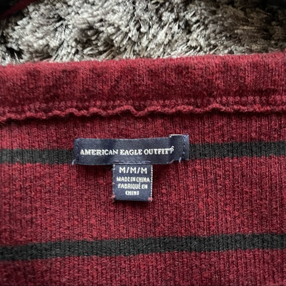 American Eagle striped sweater Off the Shoulder 🤍 - Picture 2 of 3